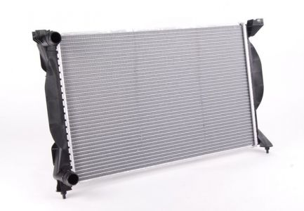 Chladič vody SEAT EXEO (3R2 3R5) 1.6i 1.8T 1.8TSi 2.0TDi 2.0TFSi 1.6i 1.8TSi 2008-