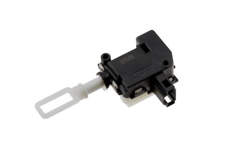 NTY Zámek páté dveře kufr FORD MONDEO III -2007 JAGUAR X-TYPE -2009 754669