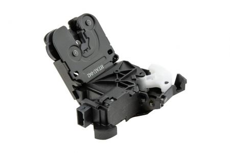 NTY Zámek víko zadní AUDI A3 2003- A4 AVANT 2005- A6 AVANT 2005- Q7 2007- TT 2007- 8P4827505A 8P4827505B 8P4827505C 8P4827505D