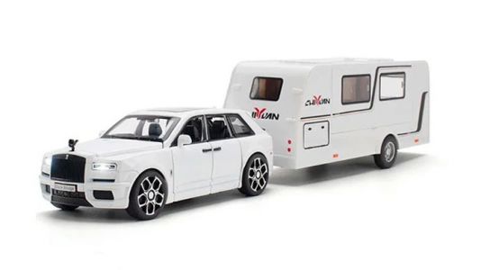 Rolls Royce Cullinan kovový model hračka na baterie s karavanem světla zvuk 1:32 bílá