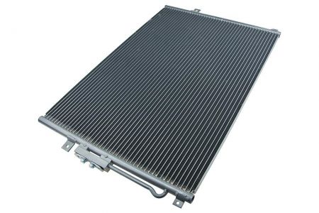 NTY Chladič klimatizace JEEP GRAND CHEROKEE WJ WG 1999-2003.03 55115918 55115918AB 55115918AC