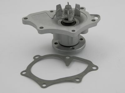 GMB VODNÍ PUMPA TOYOTA AVENSIS 2.0, 2.4 00-, CAMRY 2.4 01-, RAV 4 2.0, 2.4 00-, PREVIA