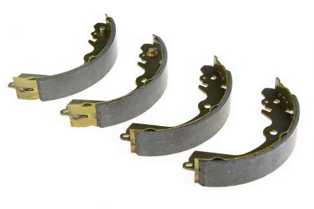 ALPHA BRAKES brzdové pakny MITSUBISHI CARISMA -ABS 1995- COLT LANCER +ABS 1996- GALANT 1.8TD 1.8 2.0 1987- MB699334 MB699335 MB699336 MB950064